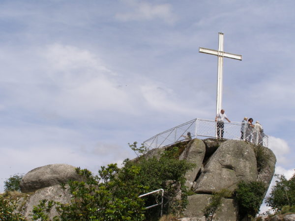 Le Rocher ND de l'Hermitage©Défrade