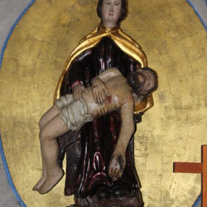 Statue de la Vierge de Notre Dame de Pitié