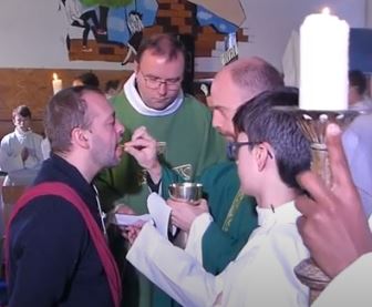 communion 3