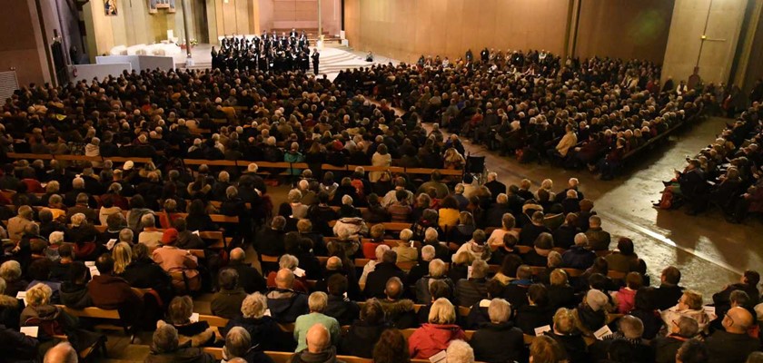 XIIe ANCOLIES - La plus grande chorale liturgique de France