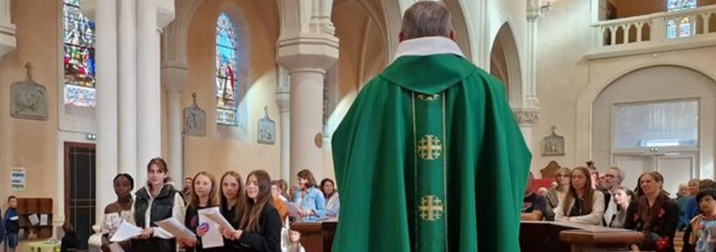 Saint-Vincent-en-Lignon : accueil de 5 jeunes filles en chemin vers le baptême