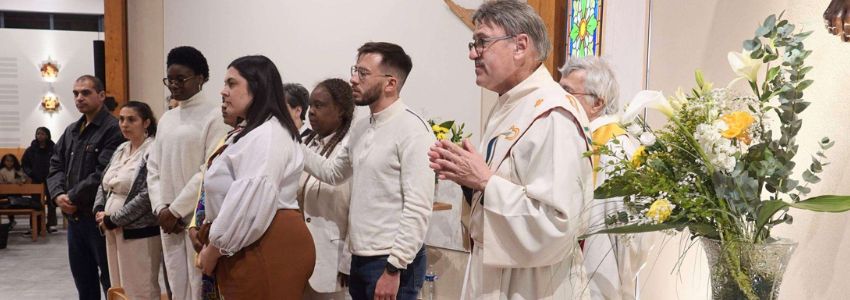 Saintes-Marthe-et-Marie : s'engager pour accompagner ceux qui frappent à la porte de l'Église ! 
