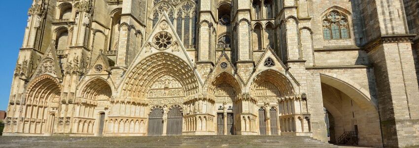 Messe d'installation de Mgr Sylvain Bataille à Bourges