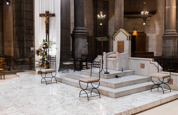 HP - Cathèdre vide (1)