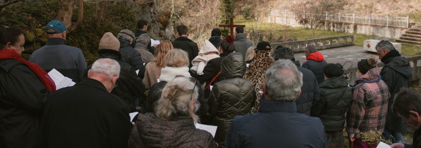 Saint-Charles-de-Foucauld - Chemin de Croix à la Grotte de Cotatay
