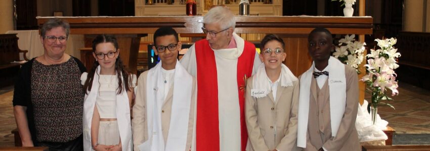 Sainte-Marie-Madeleine-en-Gier : fête des premières communions